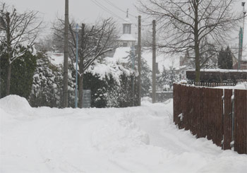 Neue Straße im Winter