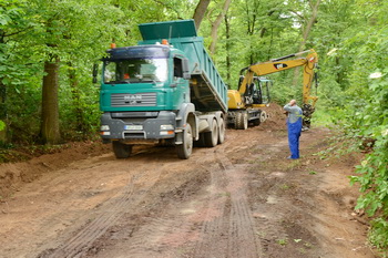 Bauarbeiten für den Friedwald-Parkplatz