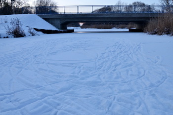 Eis an der Haberlandbrücke