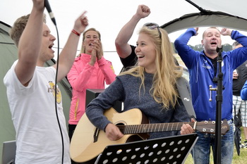 Anna-Lena Zech und Leonard Schmidt