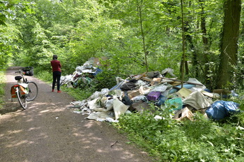 Müll am Nachtigallenstieg