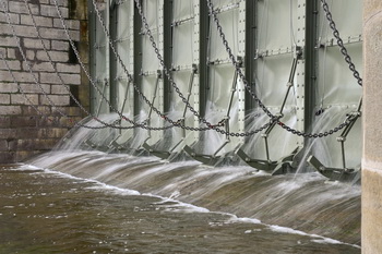 Pretziener Wehr mit leichtem Hochwasser