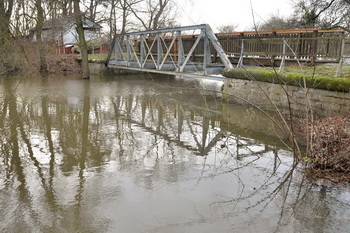 Alte Eisenbahnbrücke am Steinhafen