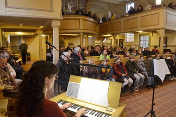Adventskonzert, Blick in die Elbenauer Kirche