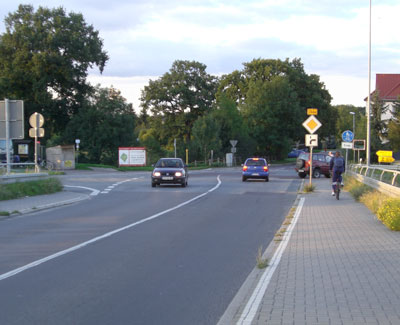 gefährliches Ende des Radweges